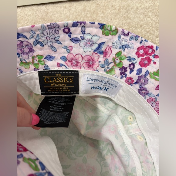LoveShackFancyxHurley Floral Printed Bucket Hat NWOT - Picture 6 of 9
